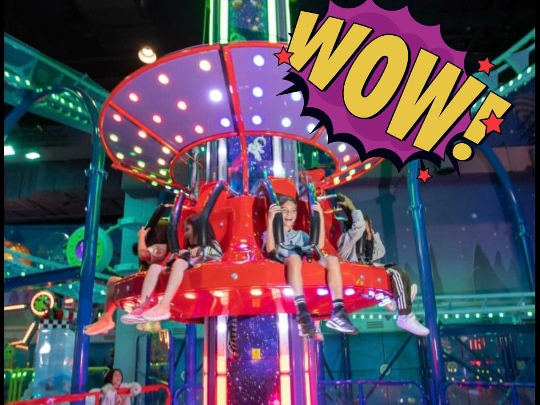 Rollercoasters & Splash Fountain Fun